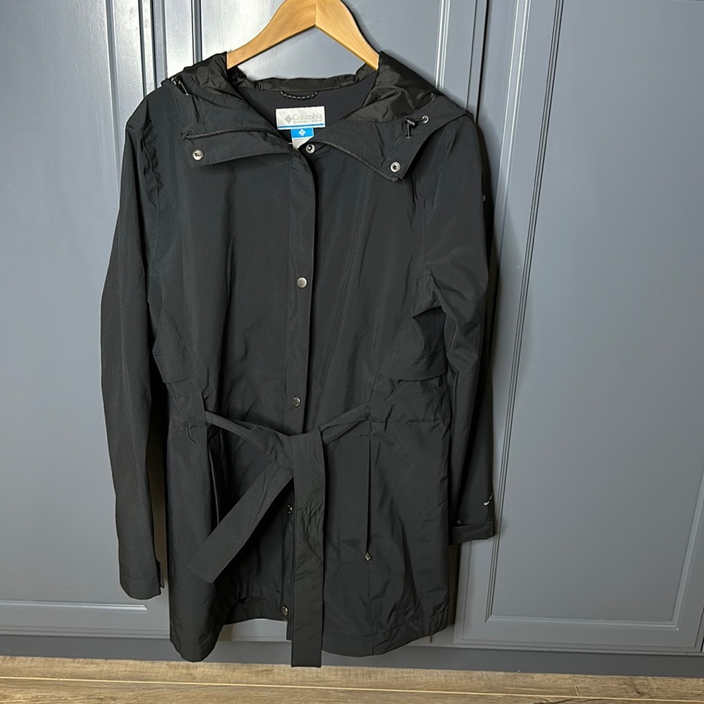 Columbia Size L Trench Raincoat